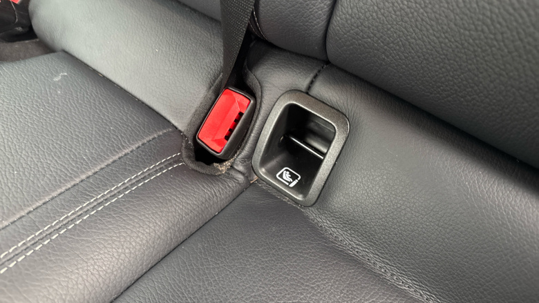 Mercedes-Benz CLA 220d AMG Line Premium 5dr Tip Auto Diesel Estate